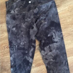 lululemon athletica Black and Gray Leggings Urban Style